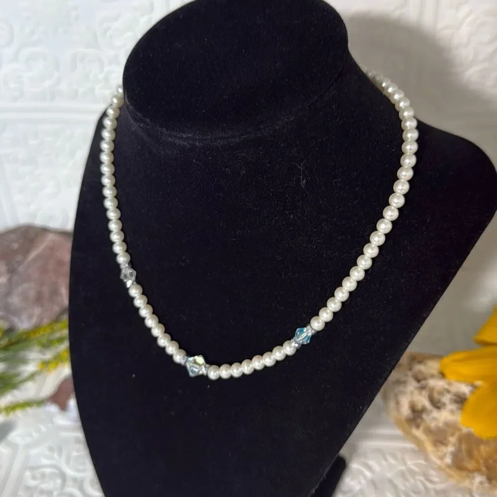 Vintage Art Deco Glass Pearl Choker‎ Necklace With Faceted Clear Crystals 15”
